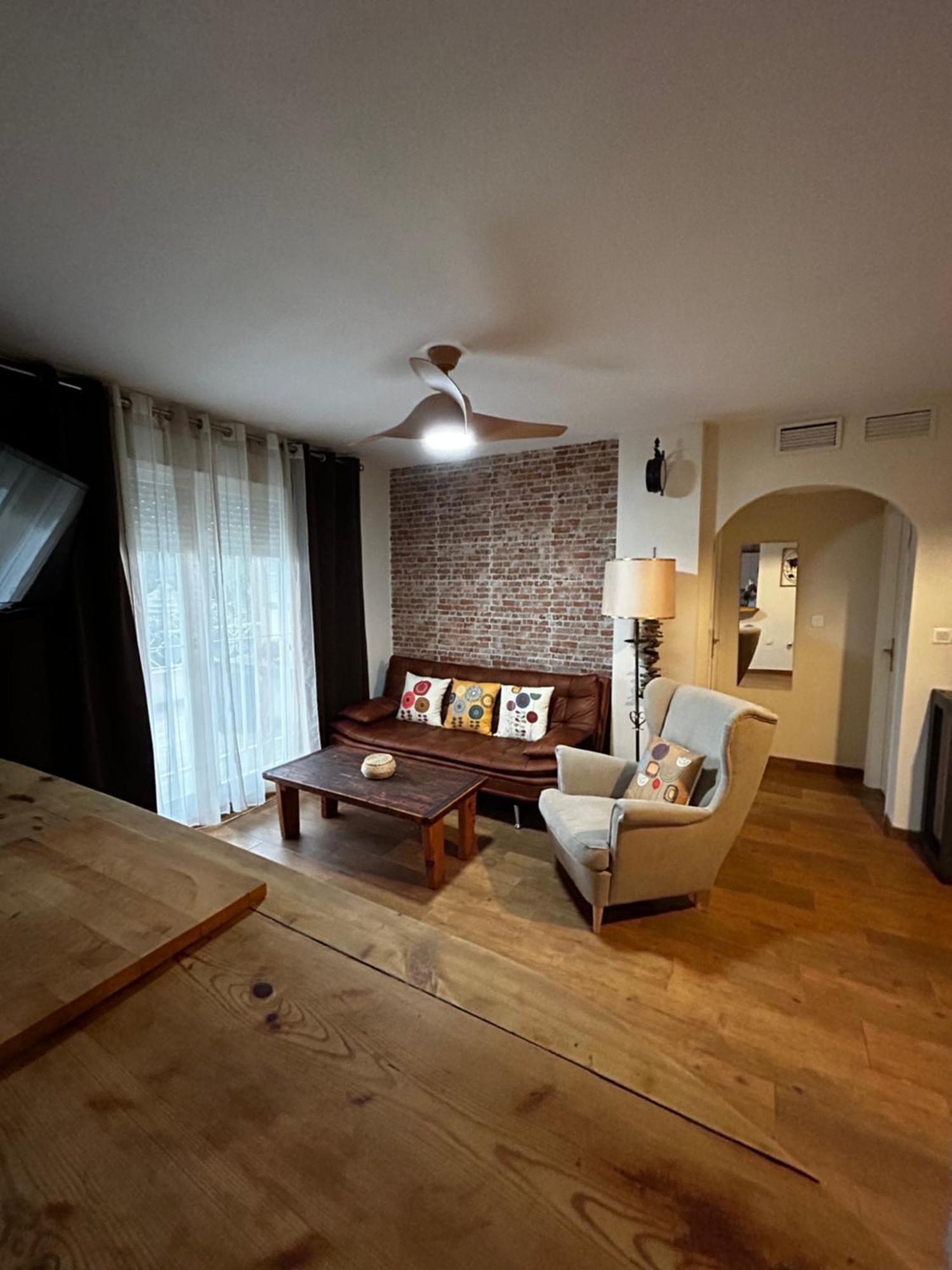 Apartamento Con Encanto Cerca De La Playa El Rosario Marbella Luaran gambar